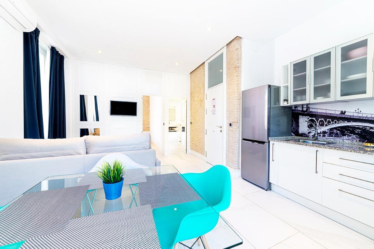 Appartement Alohamundi Adriano à Séville Extérieur photo