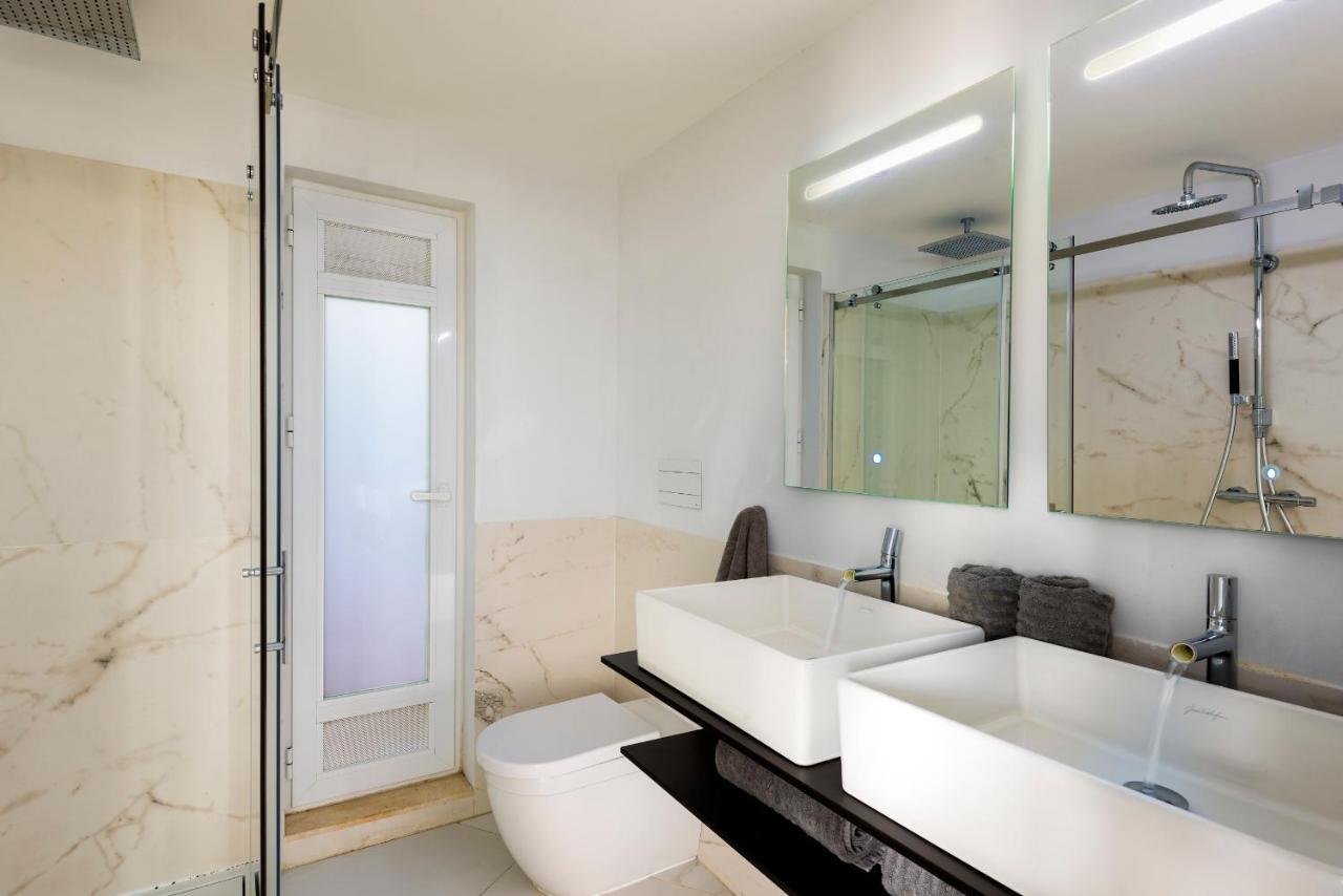 Appartement Alohamundi Adriano à Séville Extérieur photo