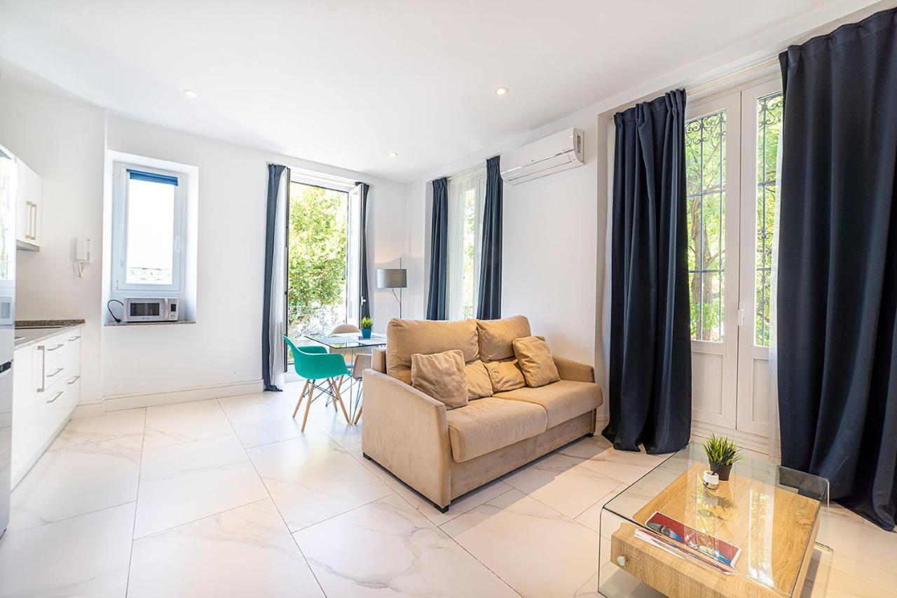 Appartement Alohamundi Adriano à Séville Extérieur photo