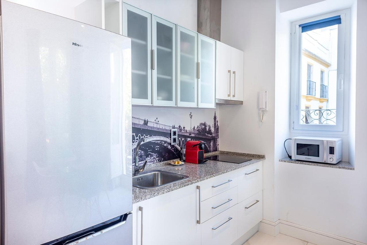 Appartement Alohamundi Adriano à Séville Extérieur photo